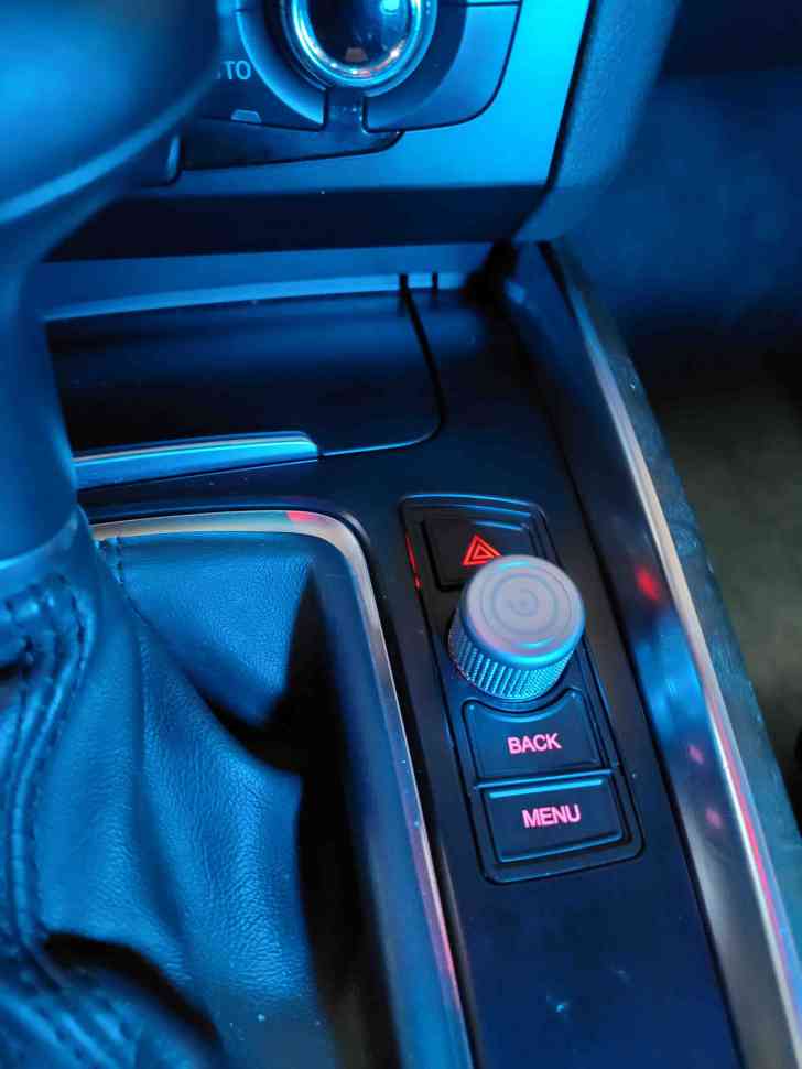 магнитола audi q5 parafar магнитола audi q5 parafar